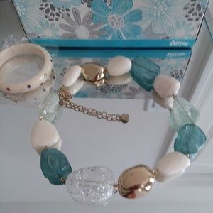 NWOT CHUNKY GORGEOUS SEA GLASS NECKLACE & BANGLE!